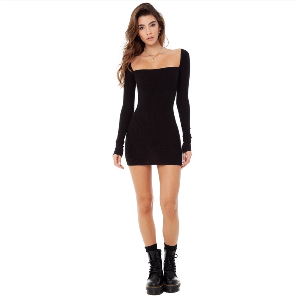 AYAI ARE YOU AM I RIBBED ANKE DRESS BLACK Medium